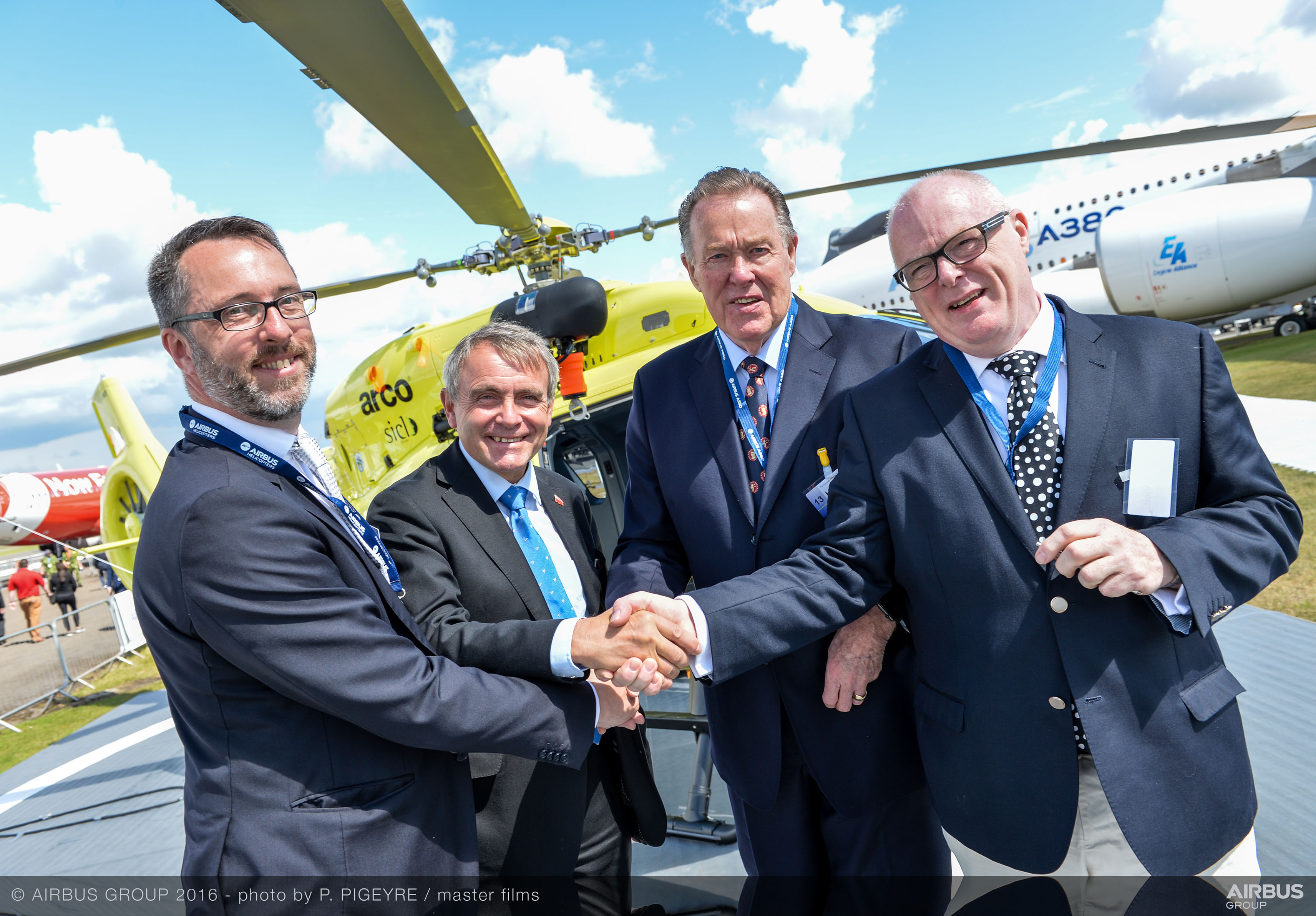 Aviation Minister with the trustees of the YAA